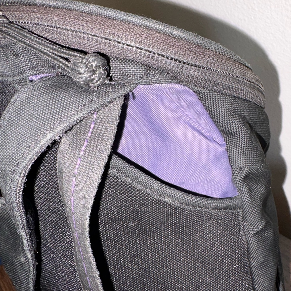 REI CO-OP SMALL BACK PACK WITH POCKETS &
SLOTS INSIDE & OUT, CARDS PENS KEYS - Picture 6 of 14